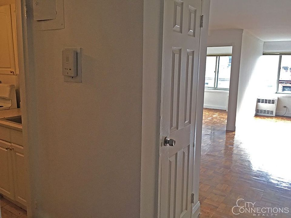 1st image of 238 E 55th St #6H