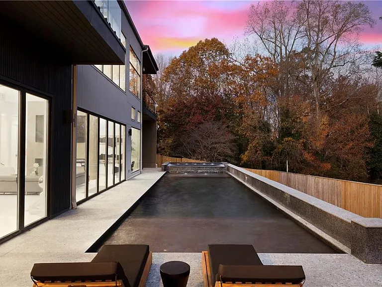 3600 Lower Roswell Rd — Photo 83