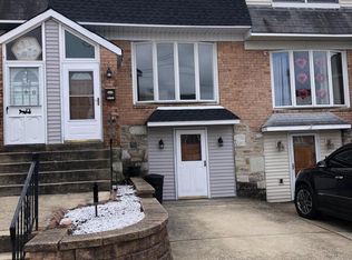 10925 Modena Dr, Philadelphia, PA 19154