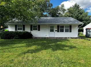 1676 Evandale Dr, Decatur, IL 62526