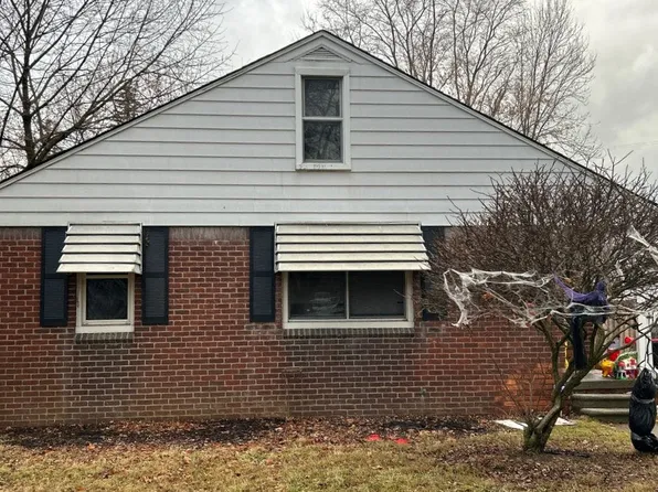 16543 Five Points St, Redford, MI 48240