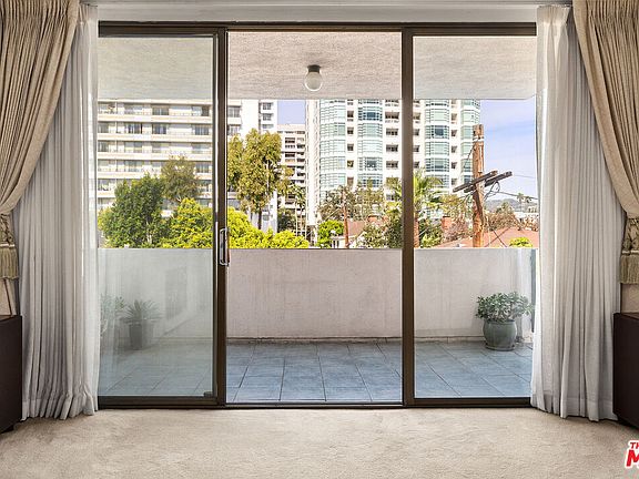 2nd image of 1250 S Beverly Glen Blvd APT 406