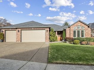 1627 NW 35th Cir, Camas, WA 98607