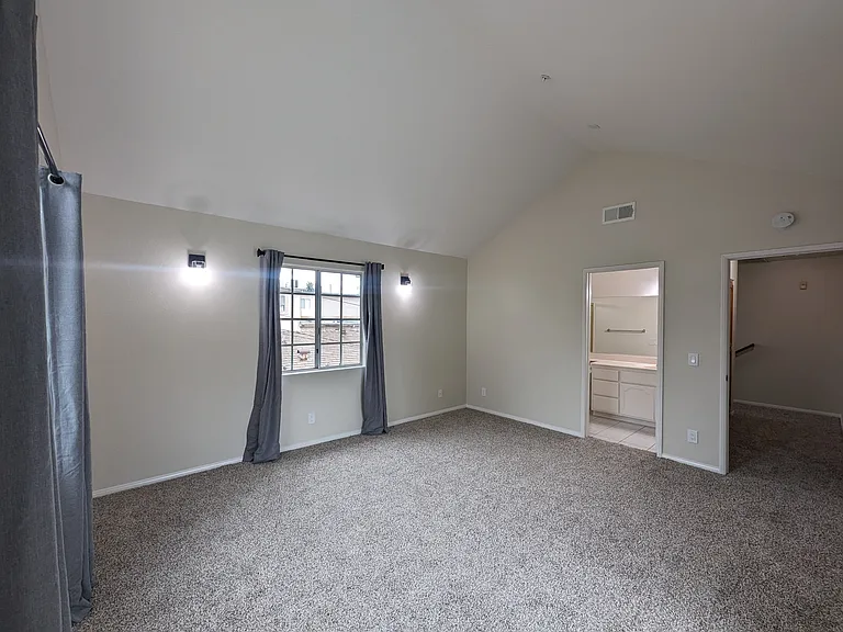 1722 Cedar St #J — Photo 25