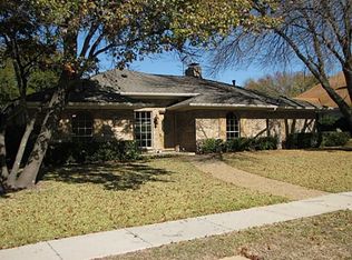 1 Vicksburg Ln, Richardson, TX 75080