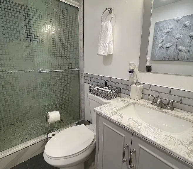 2319 Morningside St #2 — Photo 10