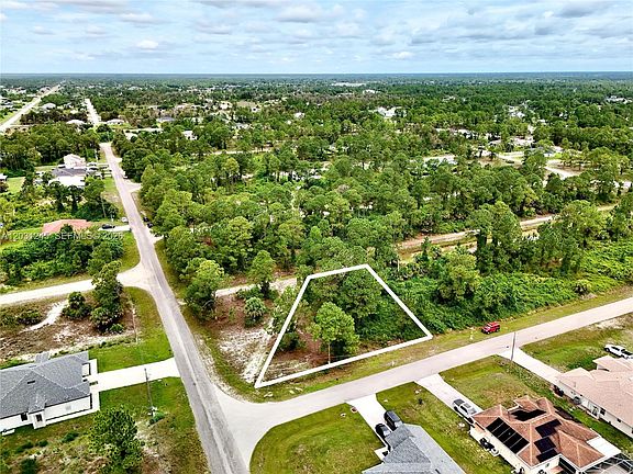 2nd image of 721 Pinecastle Dr
