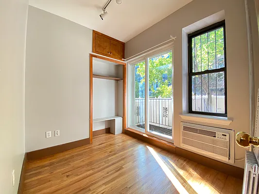 Rented by REAL New York | media 1