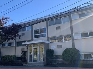 7 Spruce St APT 1, Waltham, MA 02453