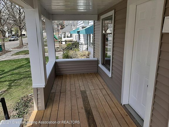 2nd image of 139 S Hayford Ave