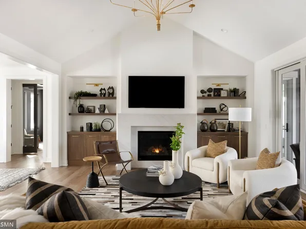 5720 57th Pl N, Lake Elmo, MN 55042