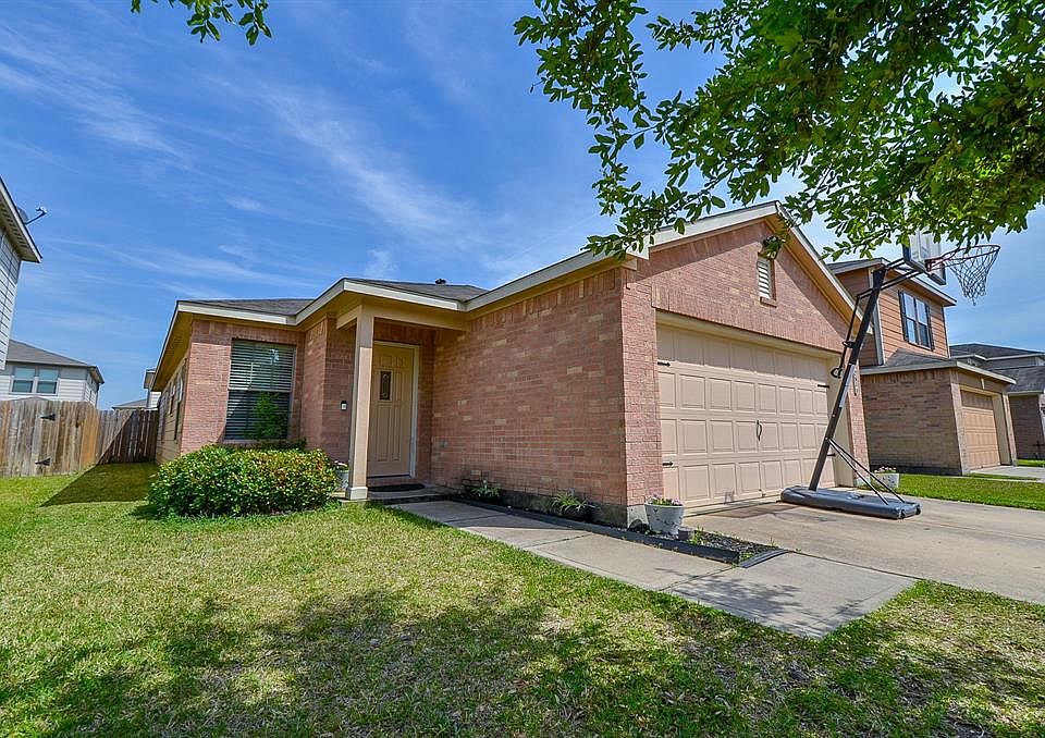 1st image of 2630 Cyrus Hill Dr