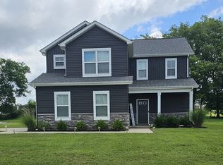 200 Apollo Ln, Clarksville, TN 37042