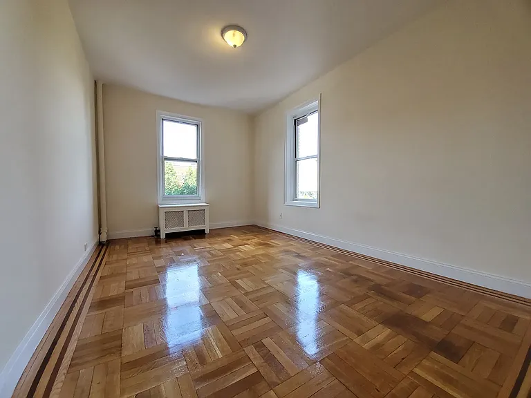 520 W 218th St #5D — Photo 8