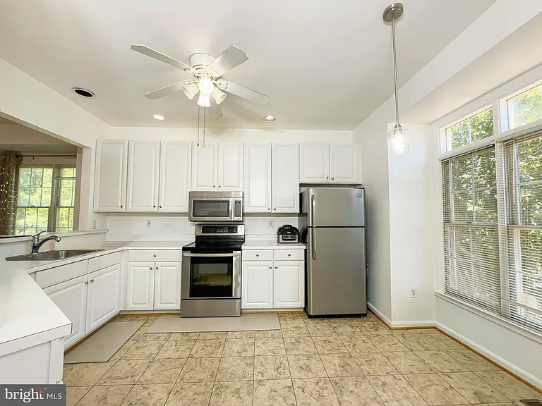 7822 Quill Point Dr — Photo 13