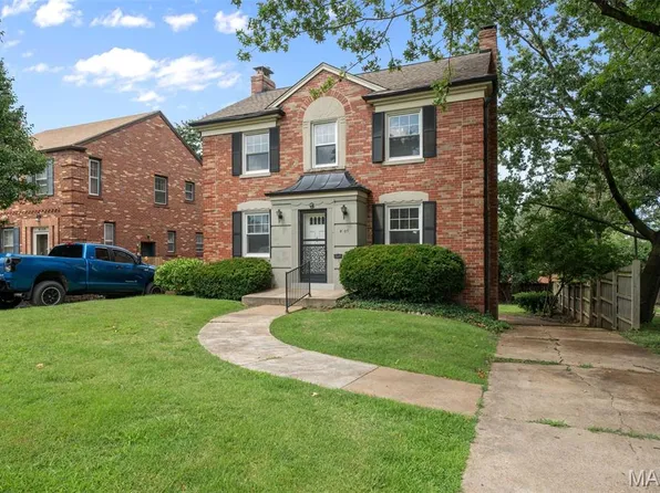 8105 Delmar Blvd, Saint Louis, MO 63130