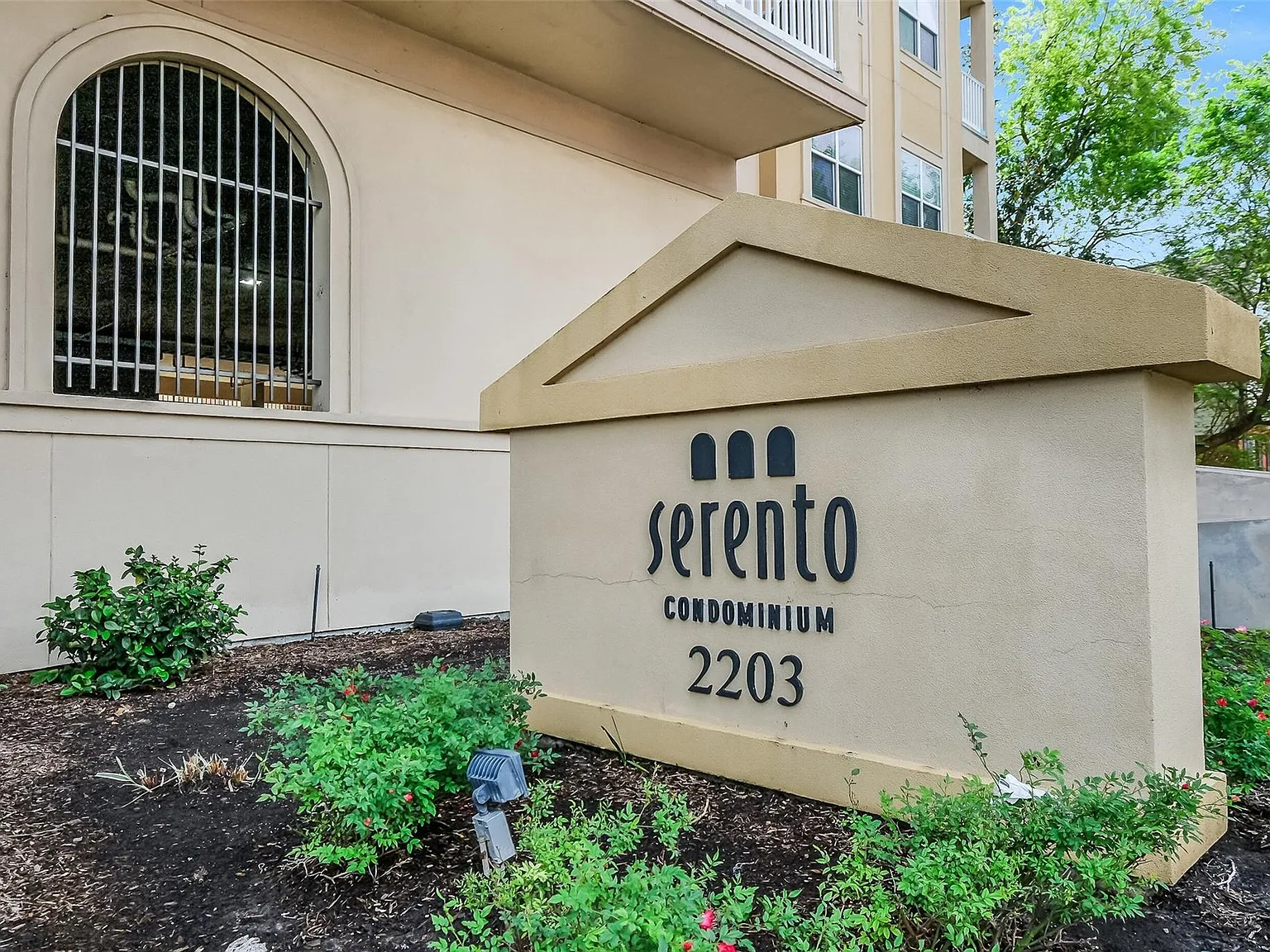 Serento — Photo 2