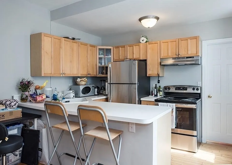43 Park Vale Ave #8A