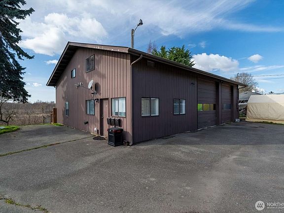 3rd image of 4241 Rural Avenue