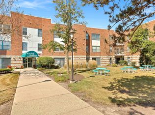 3265 Kirchoff Rd APT 115, Rolling Meadows, IL 60008