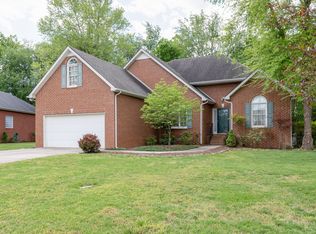 1914 Kensington Dr, Murfreesboro, TN 37127