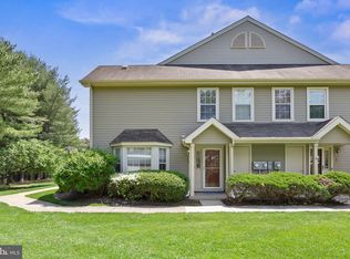 108 Pertwood Ct, Mount Laurel, NJ 08054