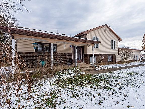2nd image of 9022 Skylane Dr