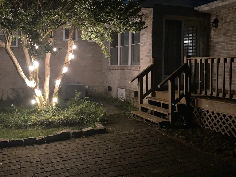 Woodlake Dr — Photo 34