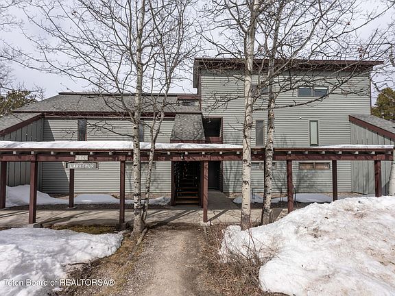 2nd image of 3900 S Lake Creek Dr #12-2-2
