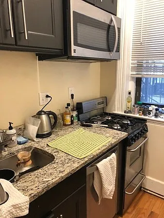 51 Park Dr #5 — Photo 4