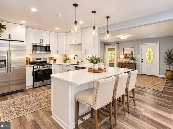 5619 Courtneys Corner Rd, Sumerduck, VA 22742