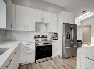 7582 Solimar Cir, Boca Raton, FL 33433