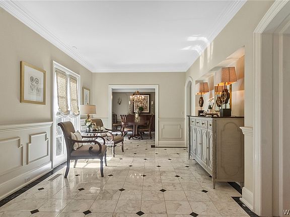 3rd image of 1222 Indian Hills Cir