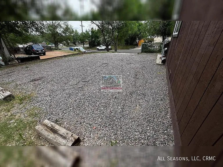 1406 Race St — Photo 14
