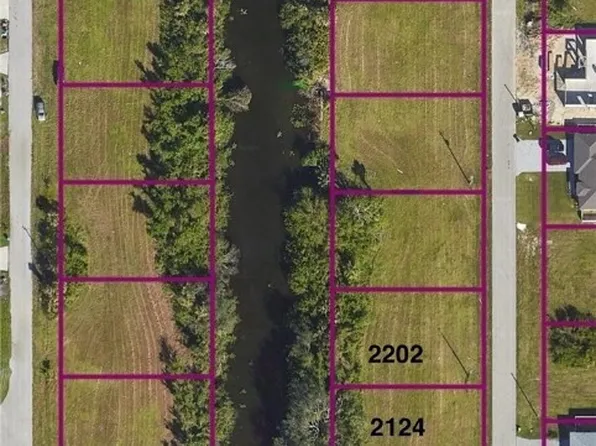 2124 NE 22nd Ave, Cape Coral, FL 33909