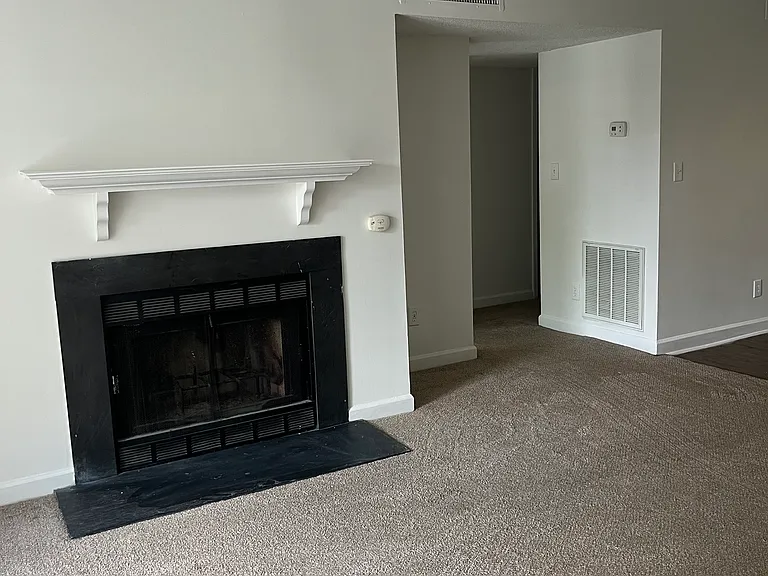 McIver Square Apartments — Photo 31