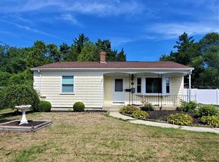 52 Ivy Rd, New Bedford, MA 02745