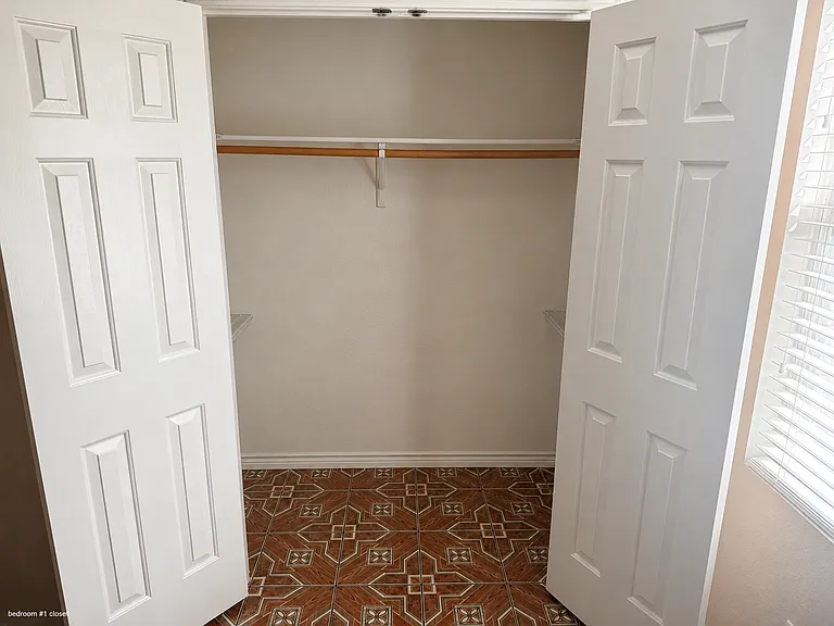 511 Travis Ranch Trl — Photo 8