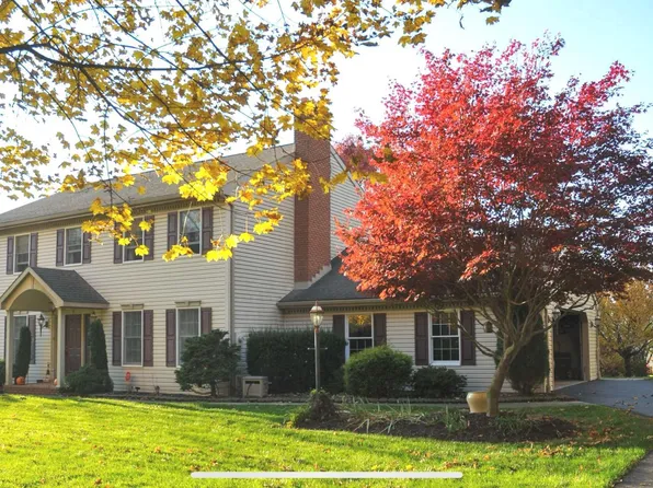 131 Maple Ln, Lebanon, PA 17042