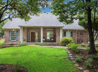 5202 Lake Forest Dr, Rowlett, TX 75088
