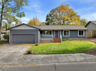 3732 SE Sandy Cir, Troutdale, OR 97060