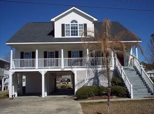 220 Hackberry Dr, Pass Christian, MS 39571