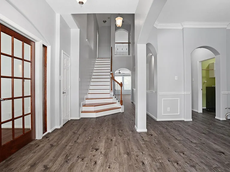 6703 Forsythe Ln — Photo 3