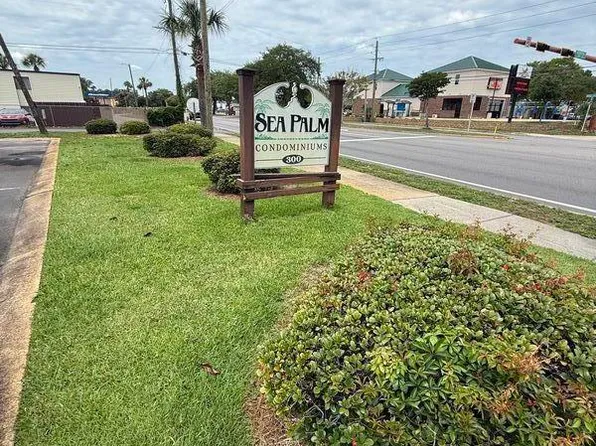 300 E Miracle Strip Pkwy #1C, Mary Esther, FL 32569