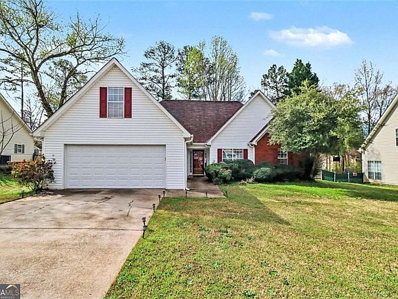 2nd image of 275 Greenfield Way