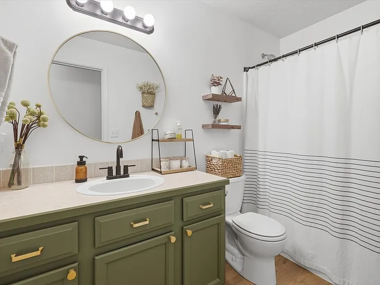 4266 S Fruithill Pl — Photo 8