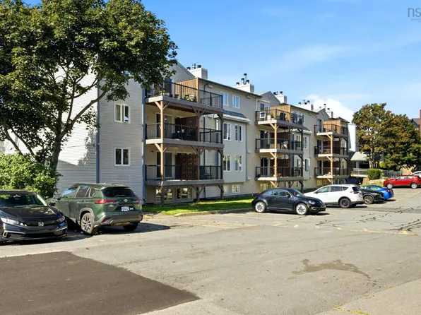 3700 John Parr Dr #208, Halifax, NS B3K 5V4