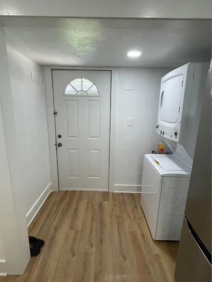 2515 Roanoke Ave — Photo 17