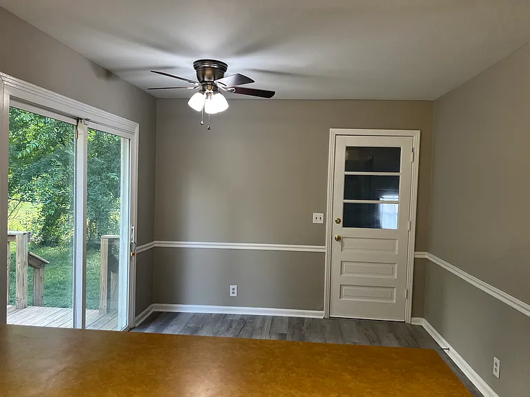 190 Evergreen Cir — Photo 4