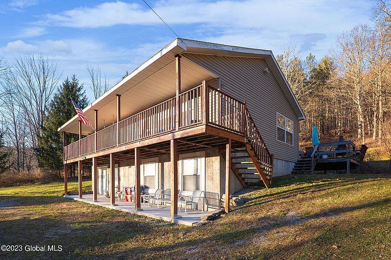 2nd image of 187 Patria Road